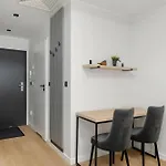 Modern Plac Wolnosci By Renters * Poznaň