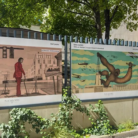 Modern Plac Wolnosci By Renters דירה פוזנן