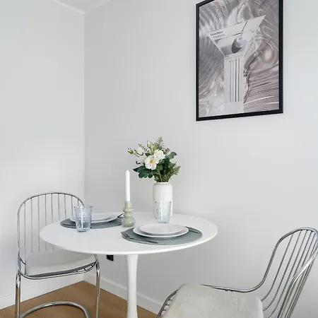 Modern Plac Wolnosci By Renters Posen