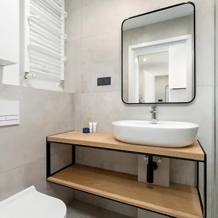 Apartment Modern Plac Wolnosci By Renters