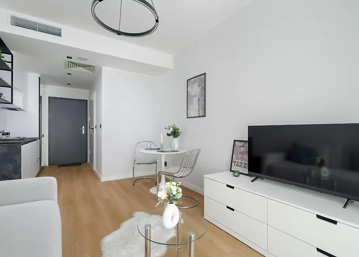 Modern Plac Wolnosci By Renters Poznan