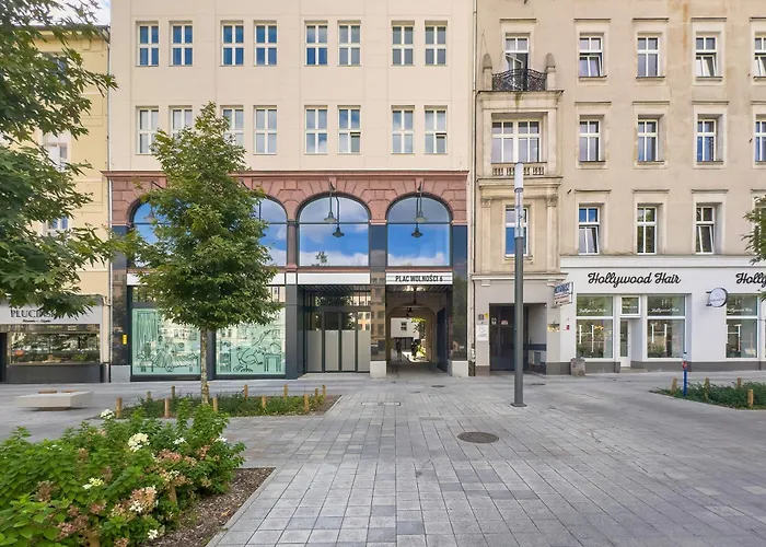 Modern Plac Wolnosci By Renters Apartment